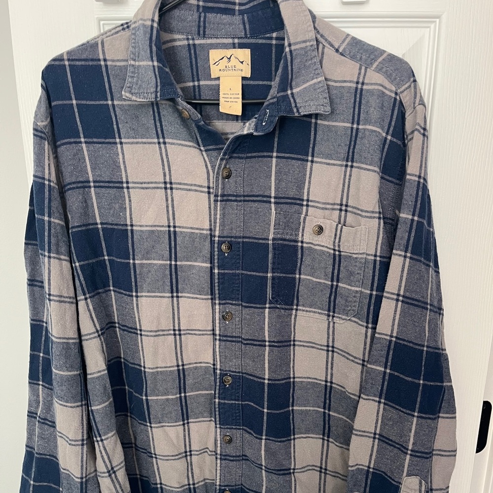 - Men’s size large Blue Mountain blue gray button down plaid shirt collare…